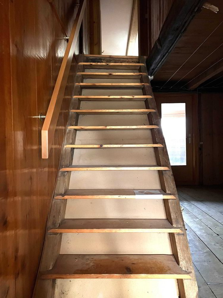 5 rooms Office & Commercial to buy in Turbenthal - image 1/13