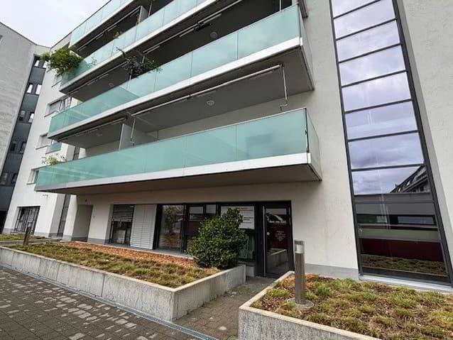 6.5 rooms Office & Commercial to buy in Vevey - image 1/7