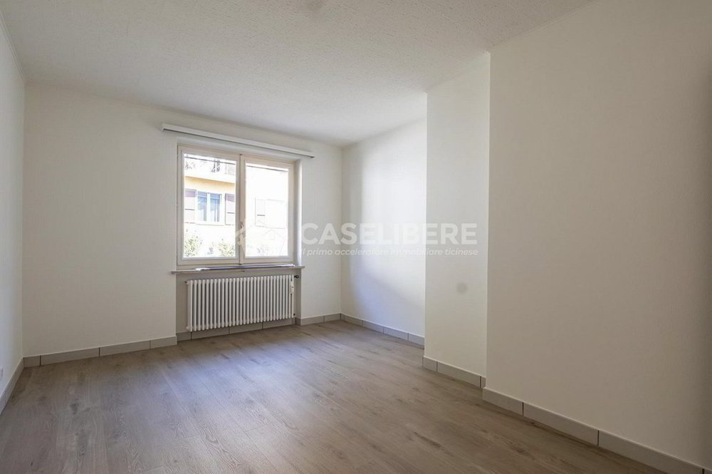 Appartement 2.5 pièces à louer à Locarno - image 1/8