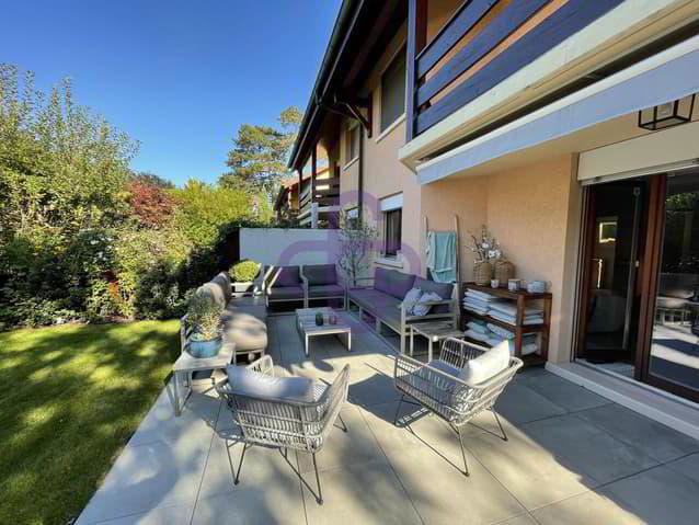 7 rooms House to buy in Collonge-Bellerive - image 1/3