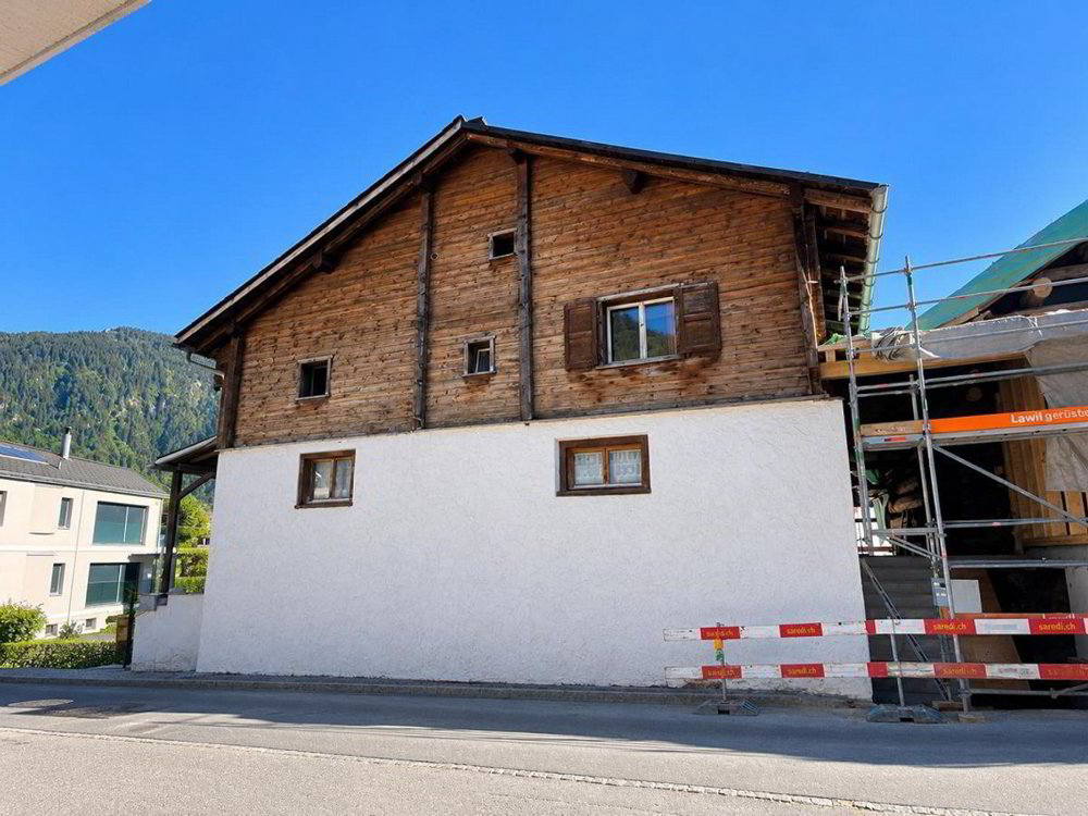 null rooms House to buy in Schluein - image 1/3