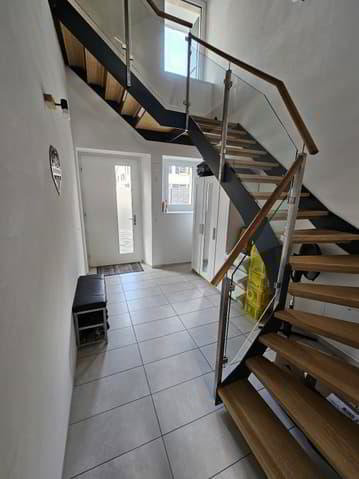 Appartement 3 pièces à louer à Orny - image 1/8