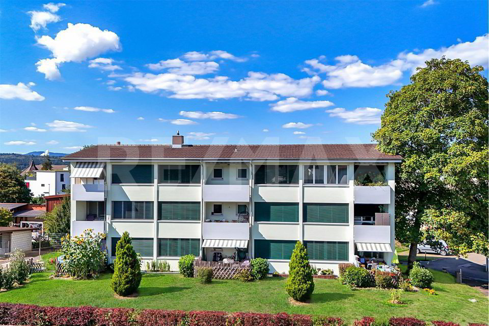 Gepflegtes Mehrfamilienhaus mit drei 2½ und sechs 3½ Zimmer Wohnungen - Ansicht 2
