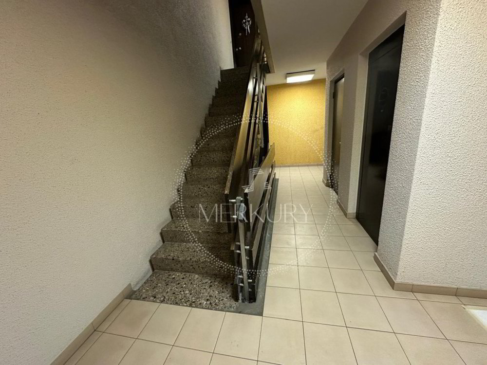 Appartement 4.5 pièces à louer à Ginevra - image 1/1