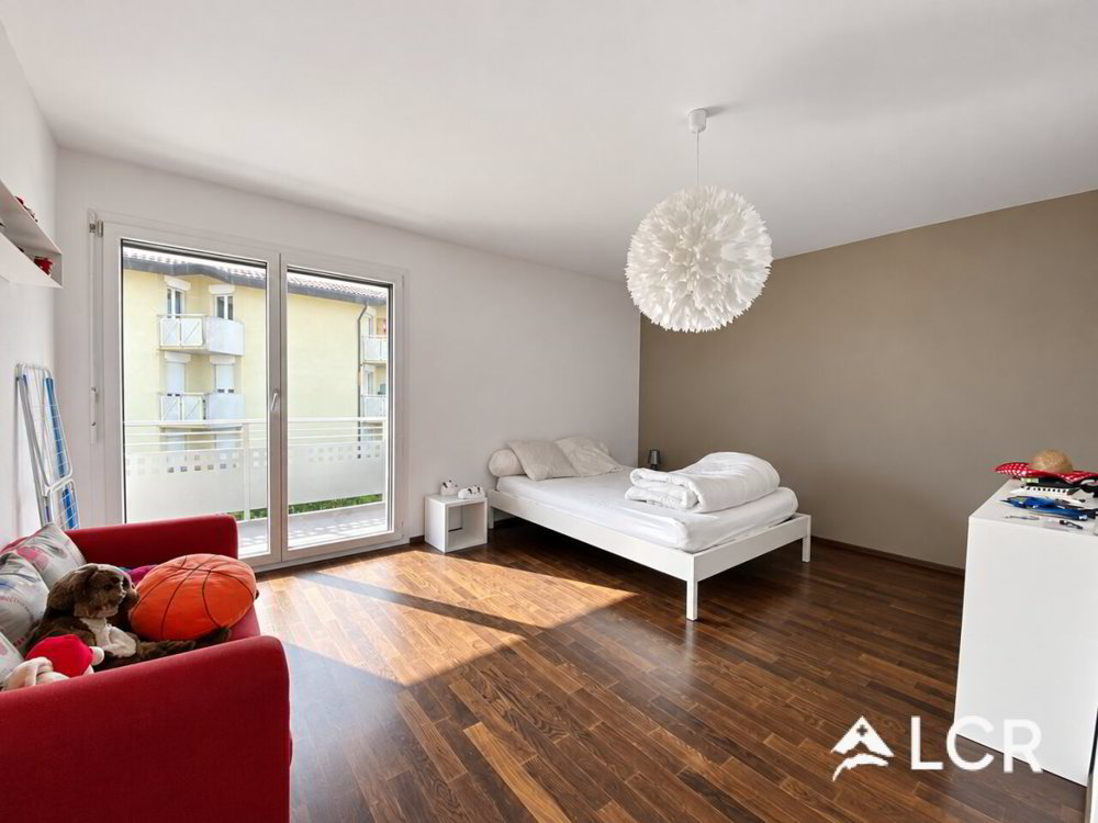 4 rooms Apartment for rent in St-Prex - image 1/12