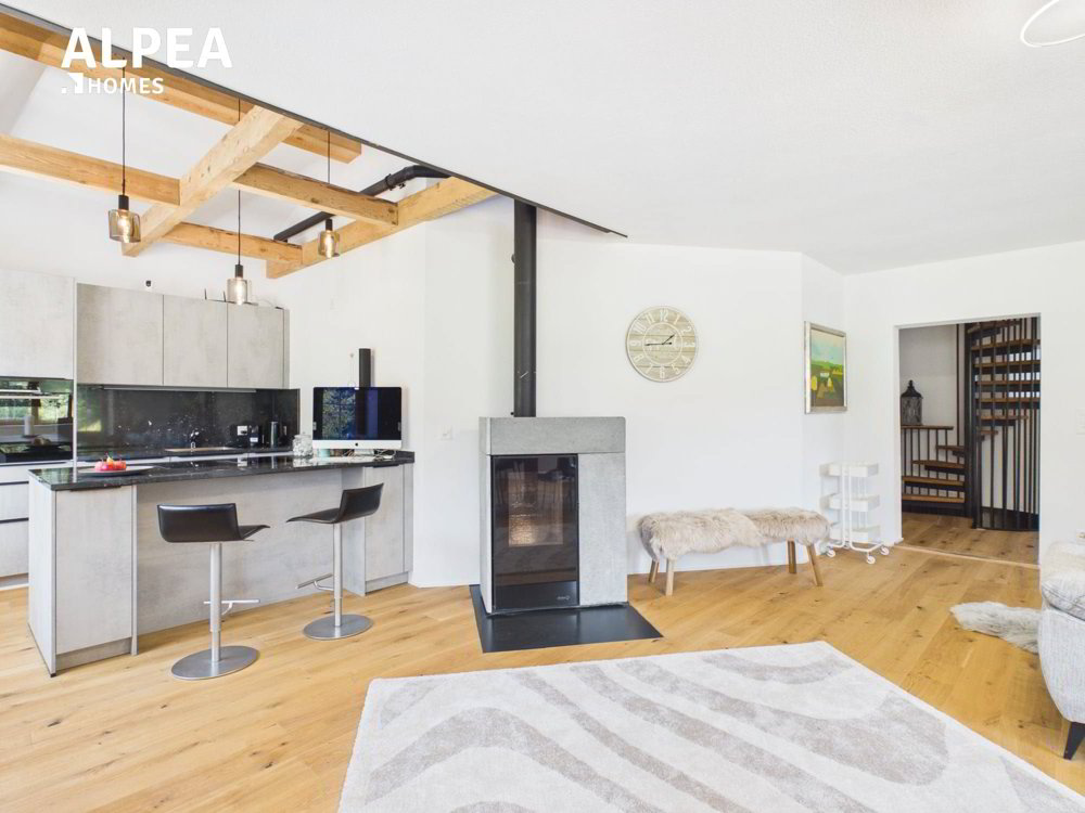 Maison 4.5 pièces à acheter à Rona - image 1/9
