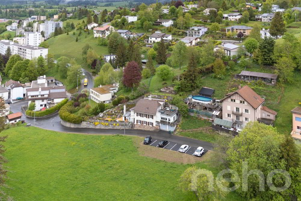 Casa di 6 locali in vendita a Le Locle - immagine 1/12