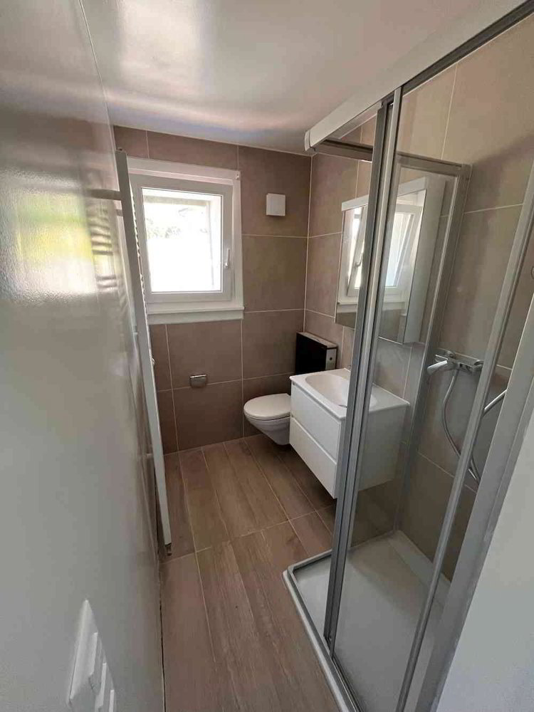 Appartement 2 pièces à louer à Glion - image 1/5