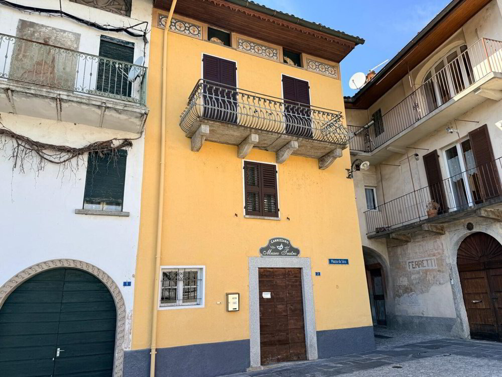 14 rooms House to buy in Sessa - image 1/19