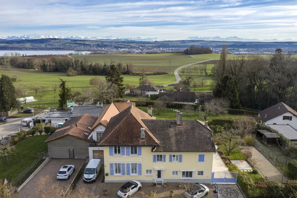 Maison 10 pièces à acheter à Giez - image 1/13