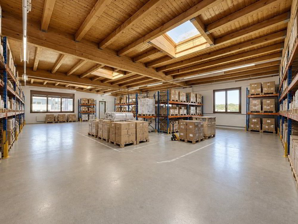Surface commerciale de 207 m² d'un seul tenant, 2ème étage sans une seule marche, 3 places de parc extérieures comprises, libre de suite - Ansicht 5