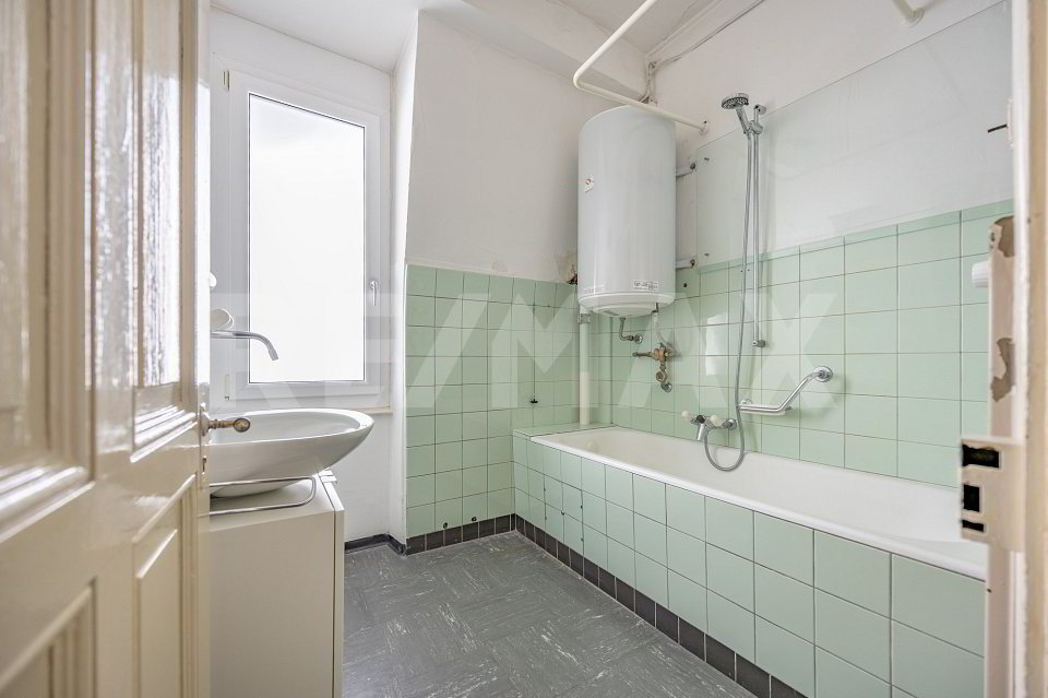 4 rooms Apartment to buy in Brigue - image 1/11