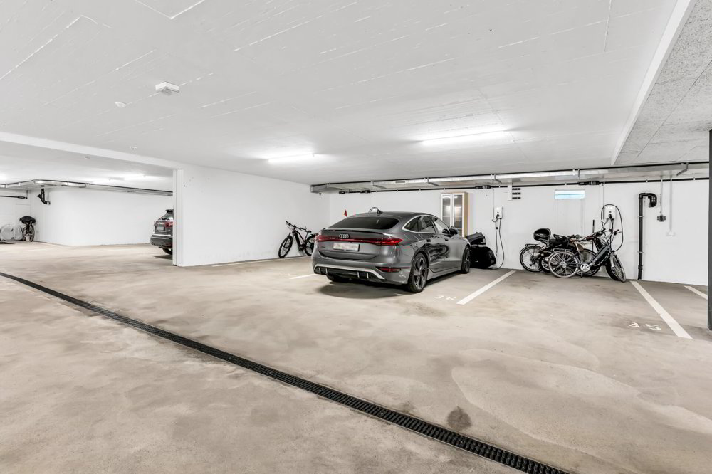 Appartamento di 3.5 locali in vendita a Horgen - immagine 1/23