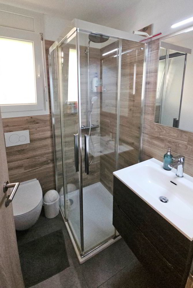 4.5 rooms Apartment to buy in Lumino - image 1/13