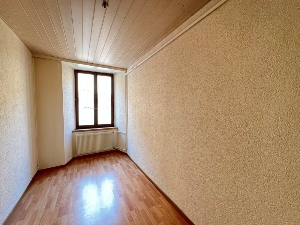 Appartement 2 pièces à louer à Le Locle - image 1/4