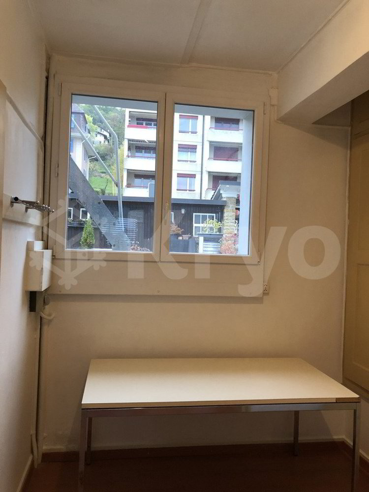 Bureau & Commerce null pièces à louer à Peseux - image 1/3
