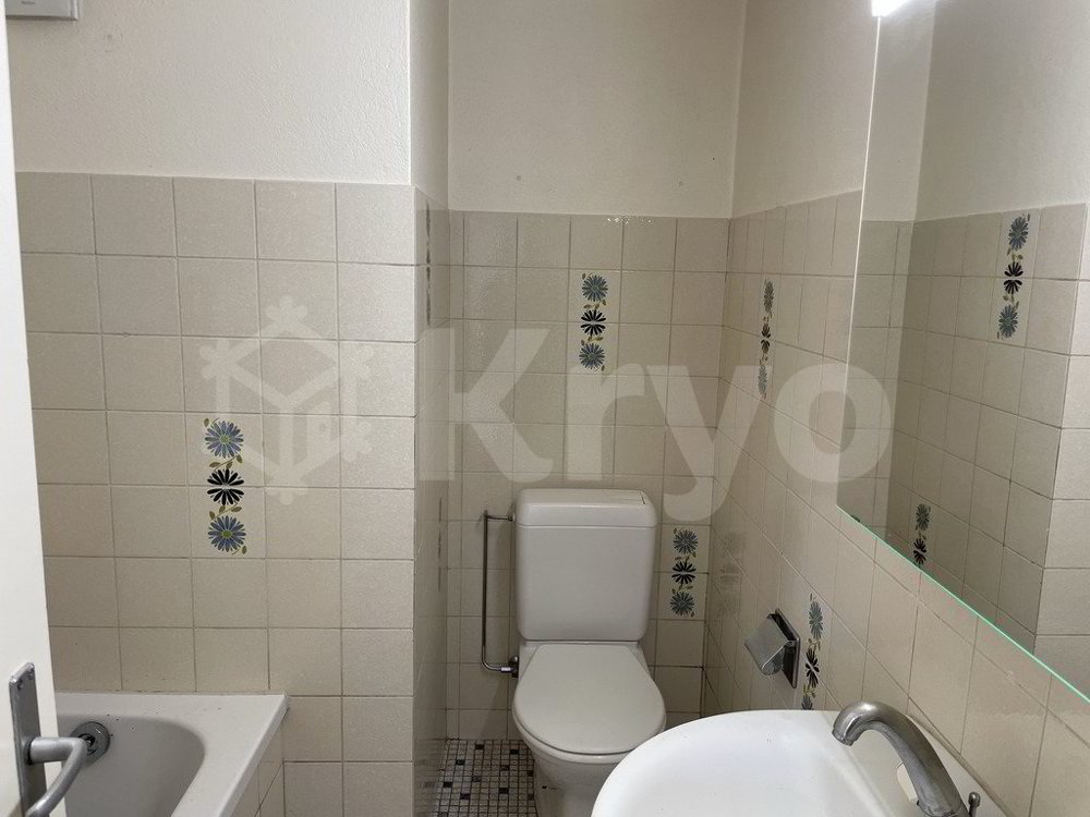 4 rooms Apartment for rent in La Chaux-de-Fonds - image 1/11