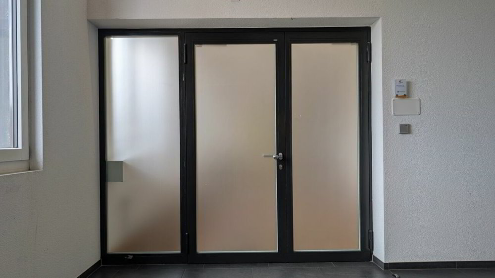 Repräsentative Bürofläche mit zwei Kleinbüros und moderner Küche - Ansicht 2