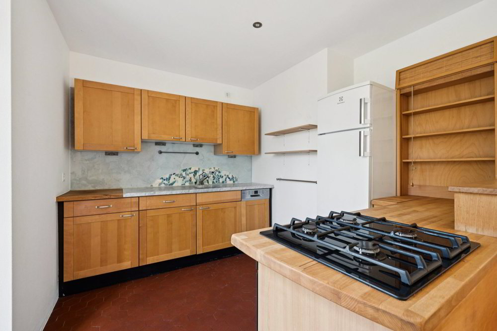 Ein Haus mit Geschichte - Dreifamilienhaus mit Studio und Ladenlokal Kopie - Mehr