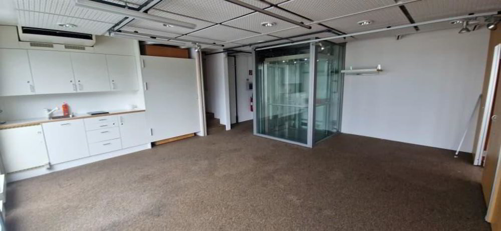 Ufficio & Commercio di null locali in affitto a Bienne - immagine 1/4