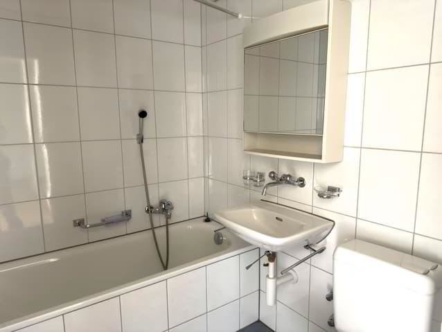 Appartamento di 2 locali in affitto a Biel/Bienne - immagine 1/6