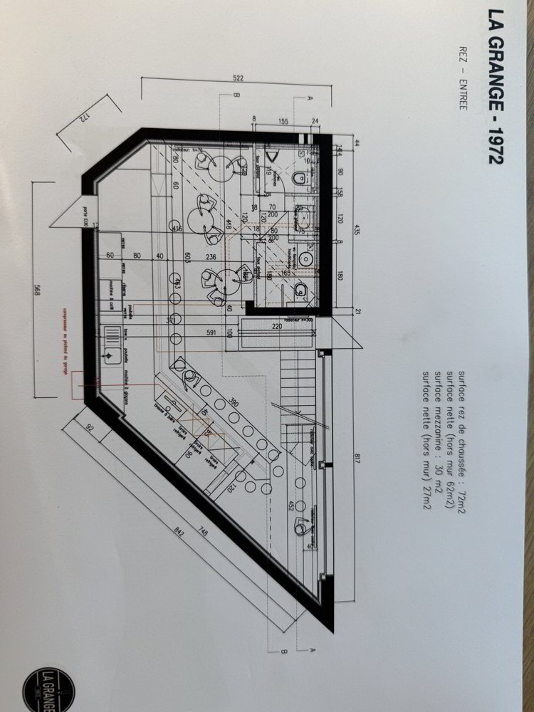 null rooms Office & Commercial to buy in Anzère - image 1/10