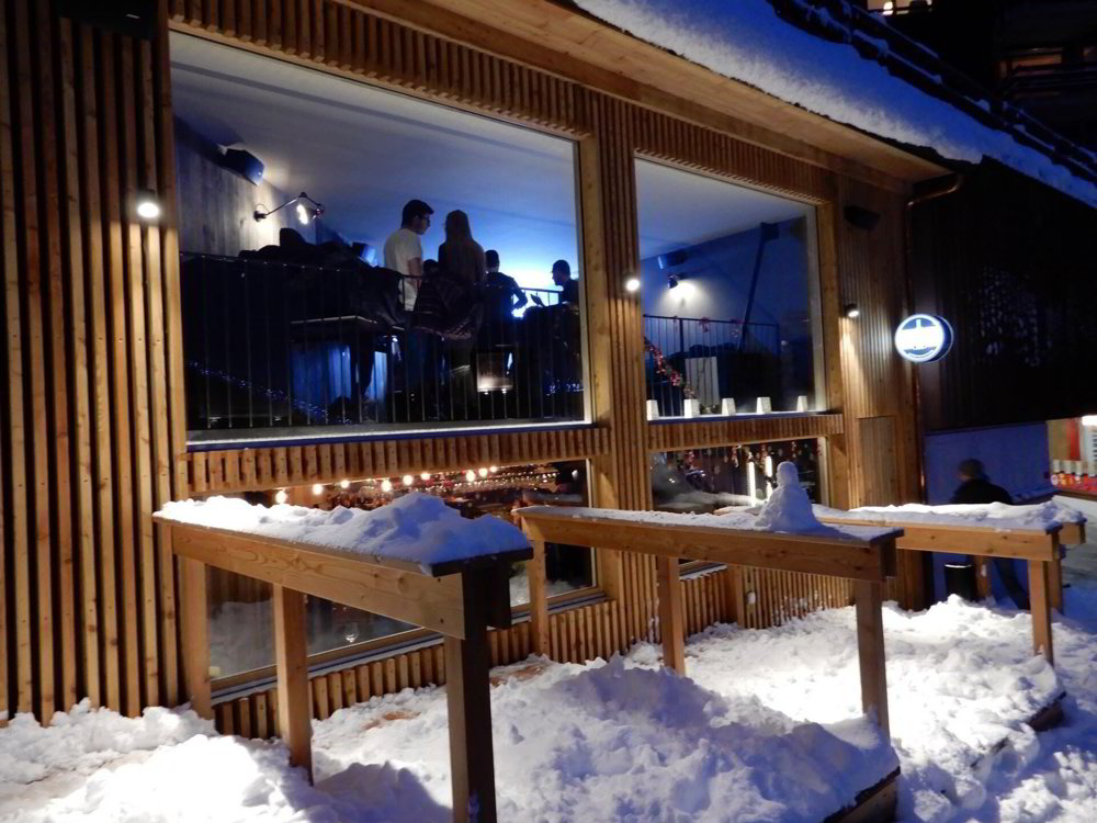 MYTIQUE BAR LA GRANGE - Mehr