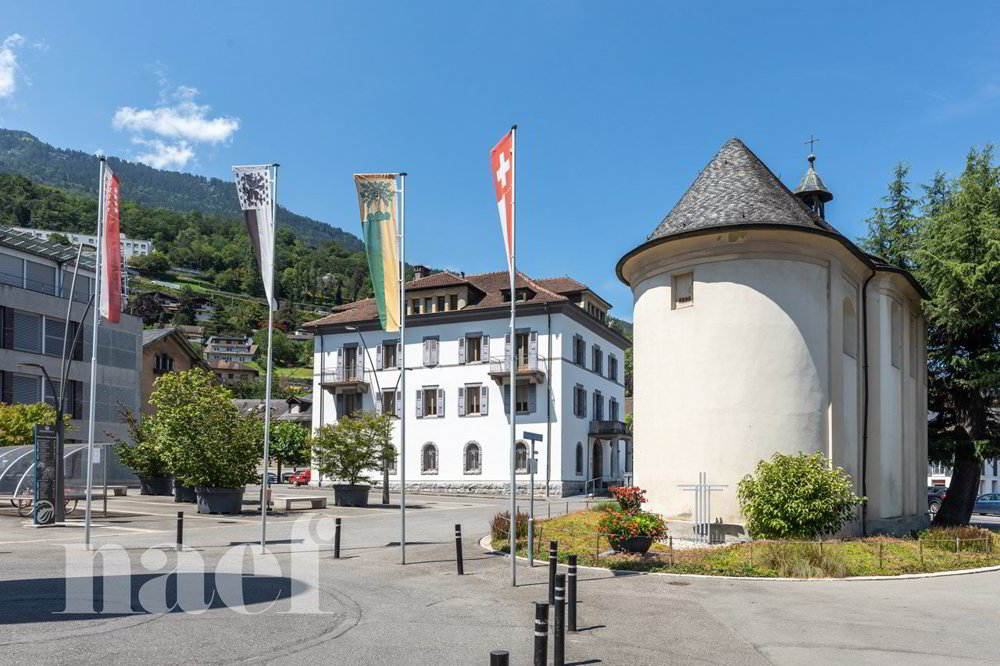 Immeuble mixte composé d'une arcade et de 4 logements au centre ville de Monthey - Mehr