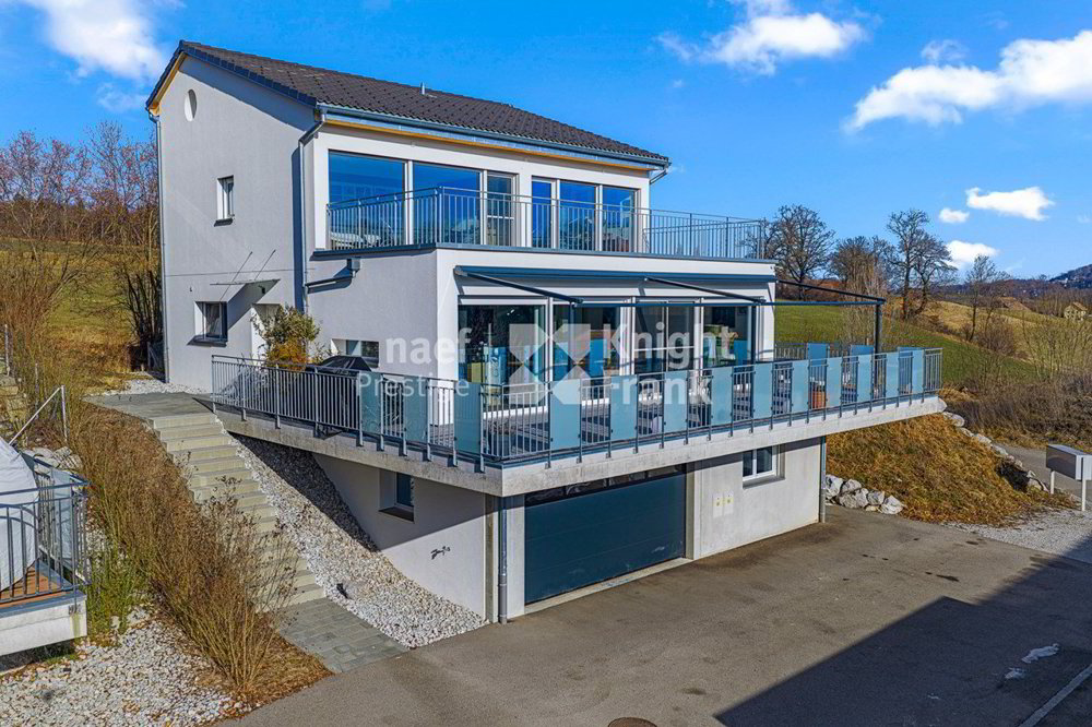 Casa di 7 locali in vendita a St. Ursen - immagine 1/12