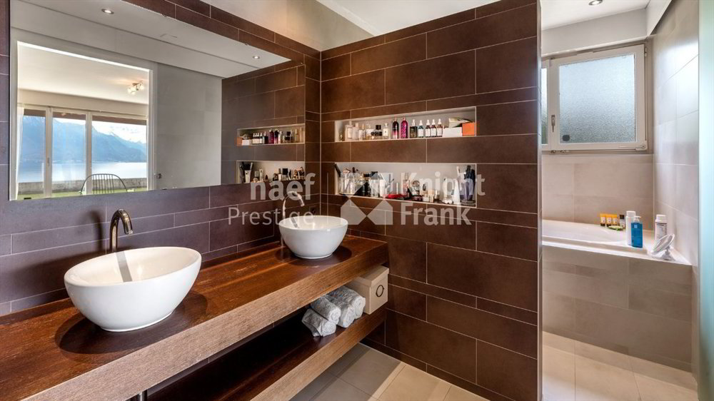 Maison 7 pièces à acheter à Corseaux - image 1/13