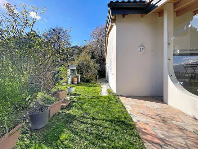Casa di 4.5 locali in vendita a Loc - immagine 1/13