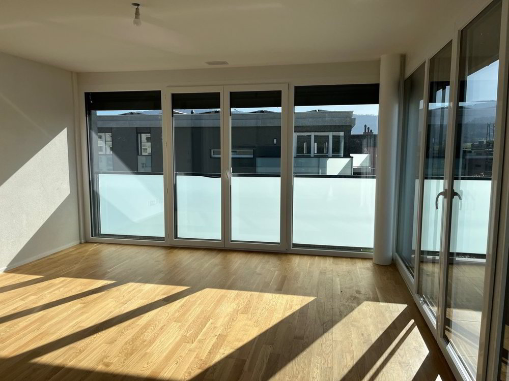 3 rooms Apartment to buy in Delémont - image 1/8