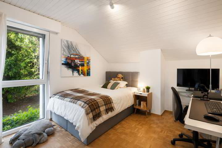 7 rooms House to buy in Belmont-sur-Lausanne - image 1/13