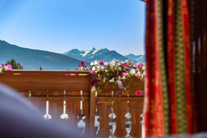 5.5 rooms Apartment to buy in Crans-Montana - image 1/6