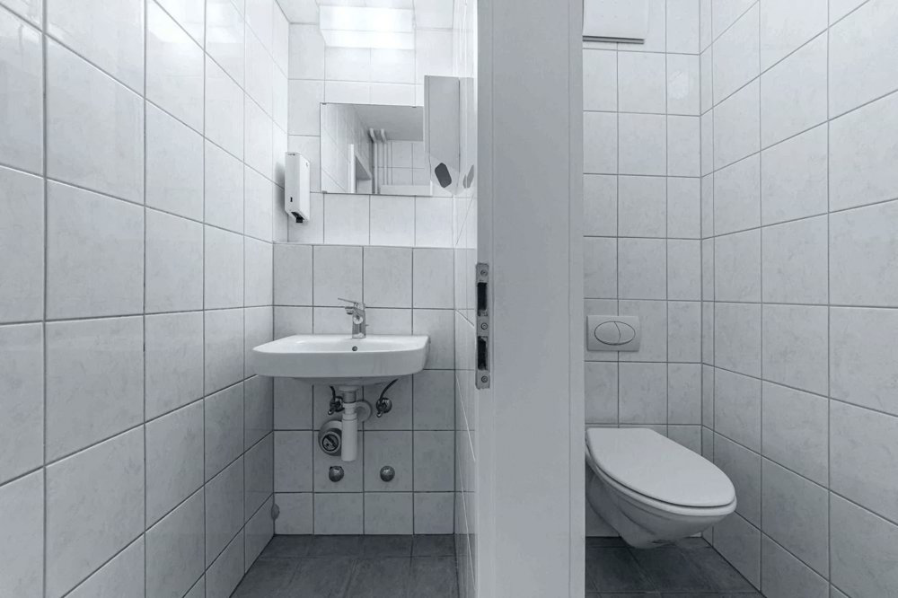 Atelier/Büro/Lager im Neubad - Mehr