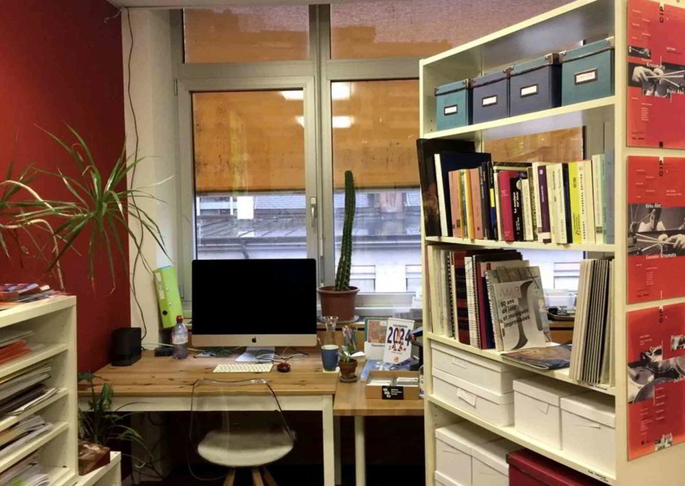 1 rooms Office & Commercial for rent in Genève - image 1/2