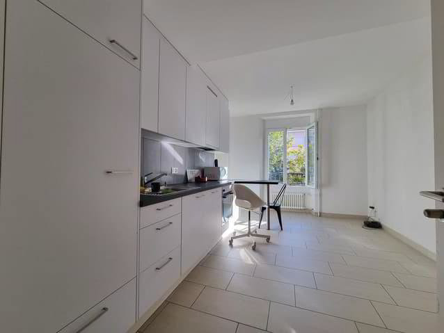 Appartement 2.5 pièces à louer à Lausanne - image 1/5