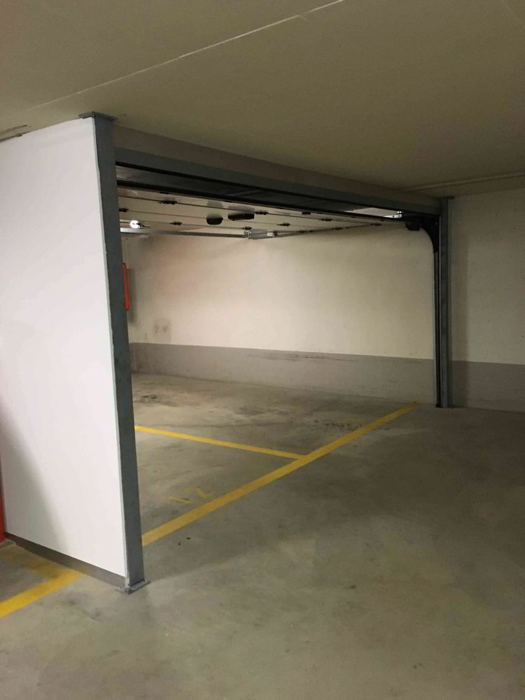 null Zimmer Parkplatz, Garage zu vermieten in Wil SG - Bild 1/3
