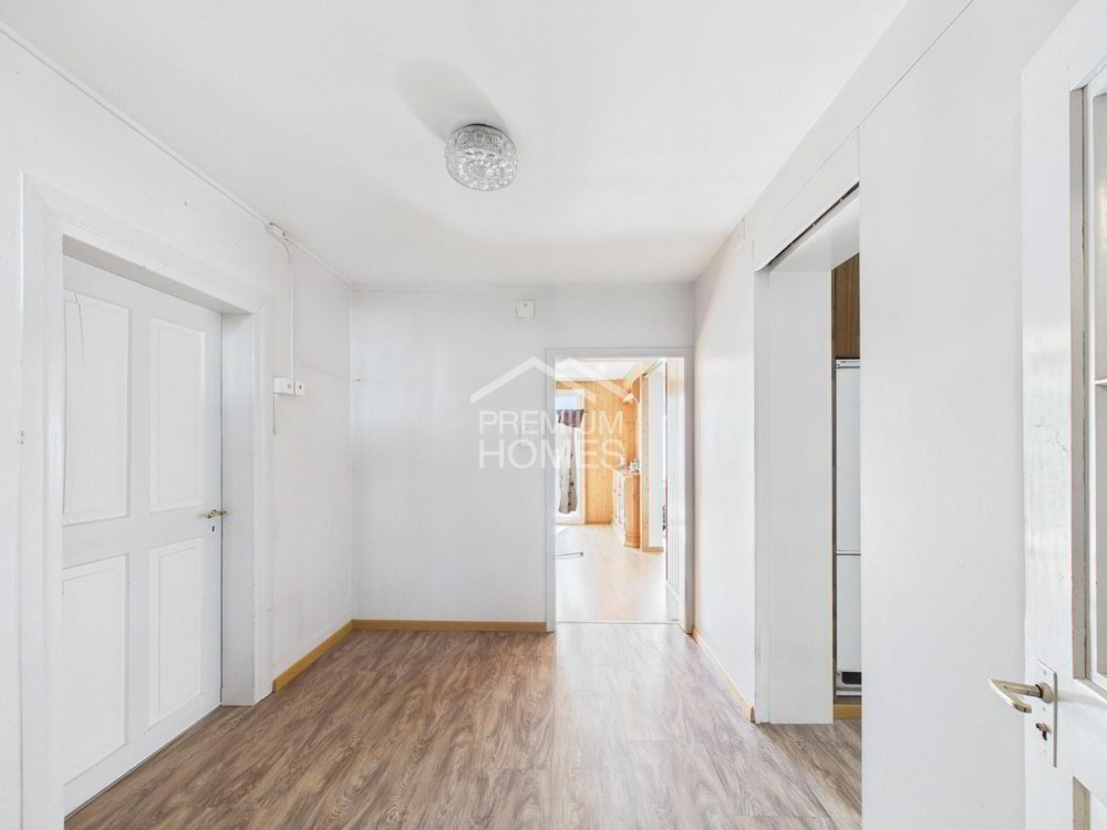 Immeuble d'habitation de 13 pièces en vente à Degersheim - 230 m² - Ansicht 2
