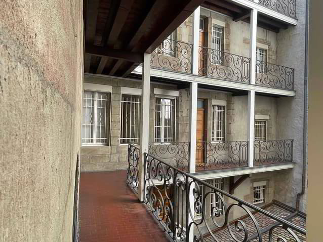 Bureau & Commerce null pièces à louer à Genève - image 1/12