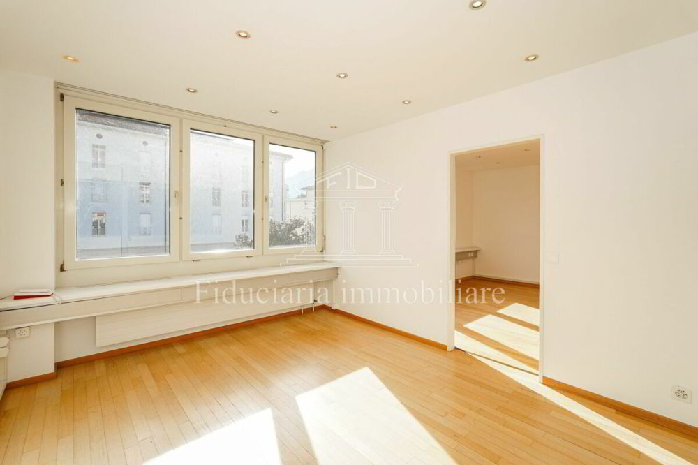 Bureau de 2.5 pièces en location à Locarno - Mehr