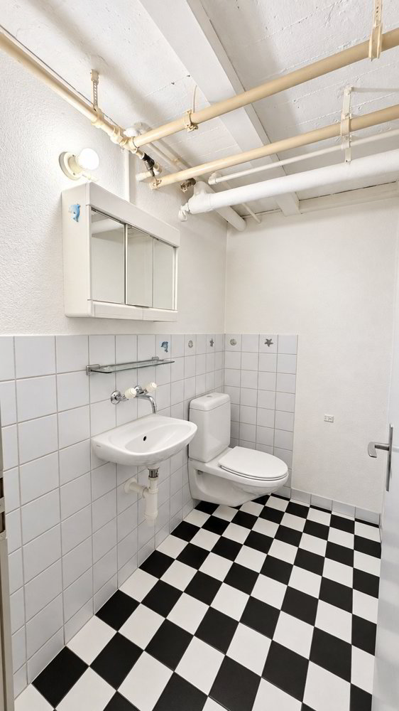 Vielseitiges Studio / Atelier / Hobbyraum in Neuhausen - Mehr