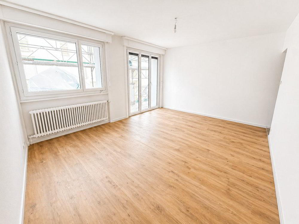 3 rooms Apartment to buy in Fribourg - image 1/11