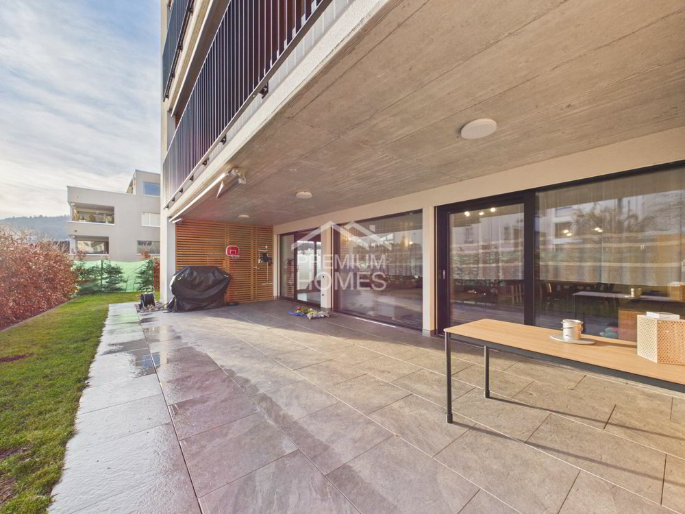 5 rooms Apartment to buy in Menziken - image 1/8