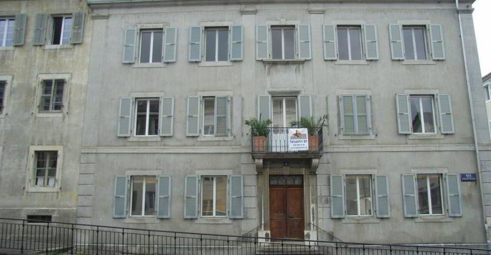 null rooms Office & Commercial for rent in La Chaux-de-Fonds - image 1/2