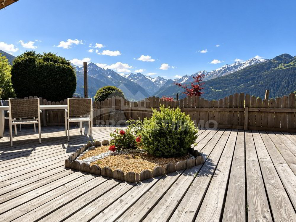 Casa di 5 locali in vendita a Levron - immagine 1/11