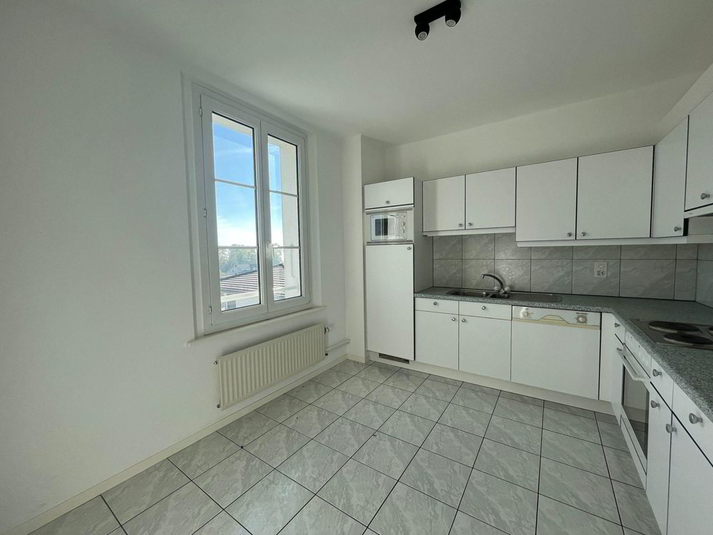 3 rooms Apartment for rent in St-Prex - image 1/3