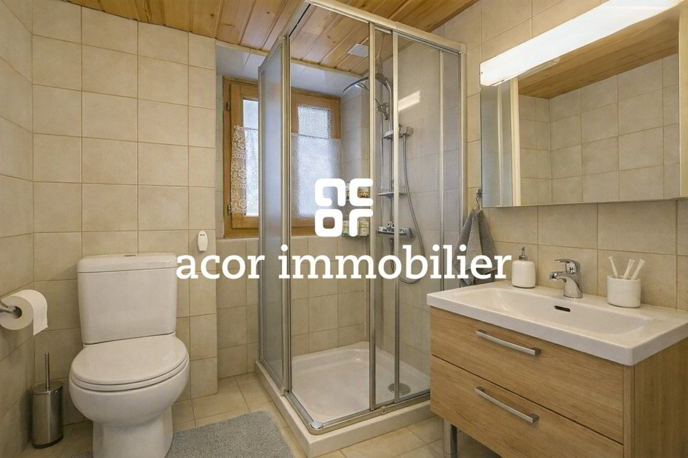 2 rooms Apartment to buy in Grône - image 1/4