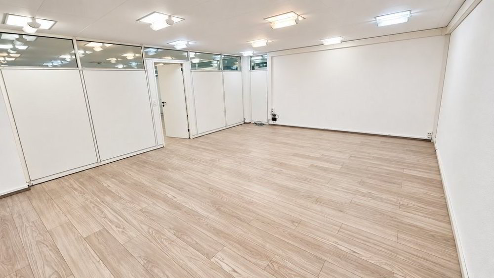 null rooms Office & Commercial for rent in Biel/Bienne - image 1/8