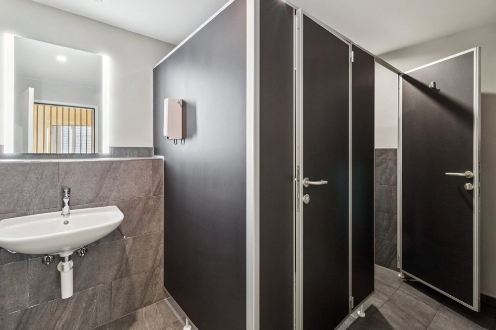 null rooms Office & Commercial for rent in Zürich - image 1/9